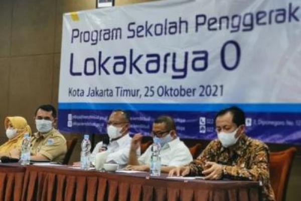 Direktur Kepala Sekolah, Pengawas Sekolah, dan Tenaga Kependidikan, Ditjen GTK, Praptono, menyampaikan filosofi dari Sekolah Penggerak adalah mewujudkan lingkungan sekolah yang aman dan menyenangkan.