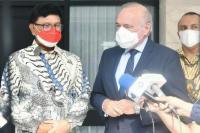 Terima Dubes Prancis, Menkominfo Bahas Perkembangan Kerja Sama Pembangunan Infrastruktur TIK