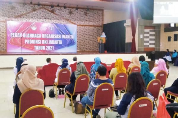 Dalam sambutannya, Komariah Marullah mengatakan, kegiatan ini merupakan agenda rutin tahunan DWP DKI yang bertujuan untuk mempererat tali silaturahmi seluruh anggota.