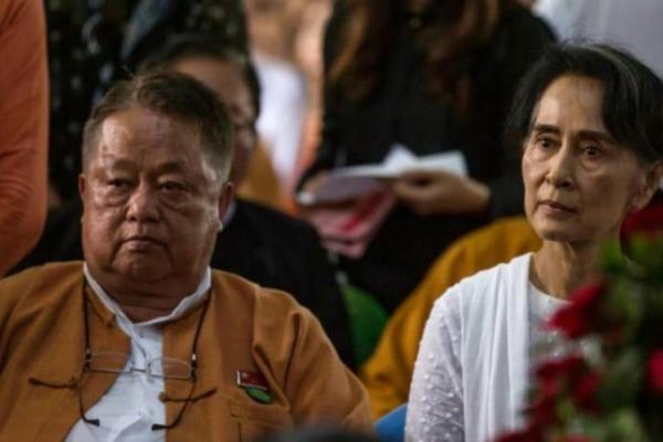 Mantan anggota parlemen itu adalah anggota tingkat tinggi pertama Liga Nasional untuk Demokrasi pimpinan Aung San Suu Kyi yang dijatuhi hukuman oleh junta setelah diadili.