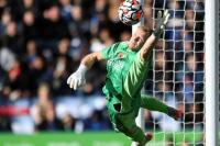 Arsenal Masih Kokoh, Ramsdale Enggan Jumawa