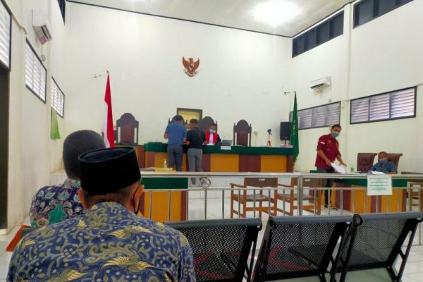 Tanggapan ini disampaikan jelang sidang putusan gugatan praperadilan yang dilayangkan Kuasa Hukum KPU Tanjabtim ke Pengadilan Negeri Tanjabtim, yang dijadwalkan pada Senin, (1/11).