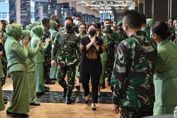 Ketua DPR RI Puan Maharani mengatakan pihaknya segera merespons Surpres tentang calon Panglima TNI Jenderal Andika Perkasa dengan menggelar uji kelayakan dan kepatutan pada 4-5 November 2021.