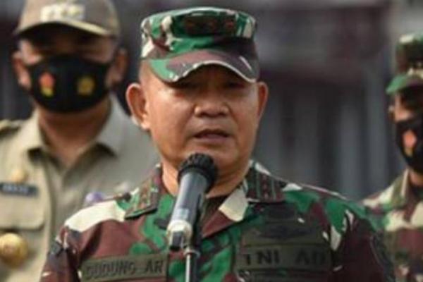 Kepala Sekretariat Presiden, Heru Budi Hartono mengatakan Dudung akan dilantik di Istana Negara, Jakarta, Rabu (17/11) siang.