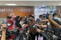 Legislator PDIP Jelaskan Maksud Usulan Ganjar Gaji Guru Rp30 Juta