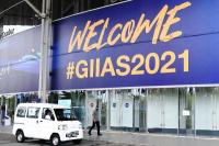 Jokowi Menjajal MiniCab MiEV di GIIAS 2021