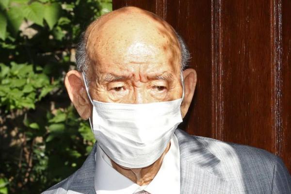 Chun menderita multiple myeloma, kanker yang menyerang sel plasma di sumsum tulang. Kesehatannya memburuk baru-baru ini, menurut keterangan mantan sekretaris persnya Min Chung-ki kepada awak media.