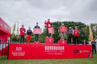 Agus Prayogo dan Odekta Naibaho Juara Borobudur Marathon 2021