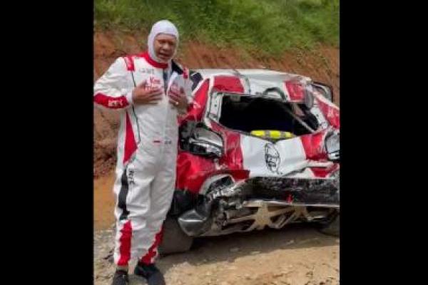 Bamsoet mengaku merasa sudah menjadi pembalap sesungguhnya, saat menumpangi mobil yang mengikuti rally.
