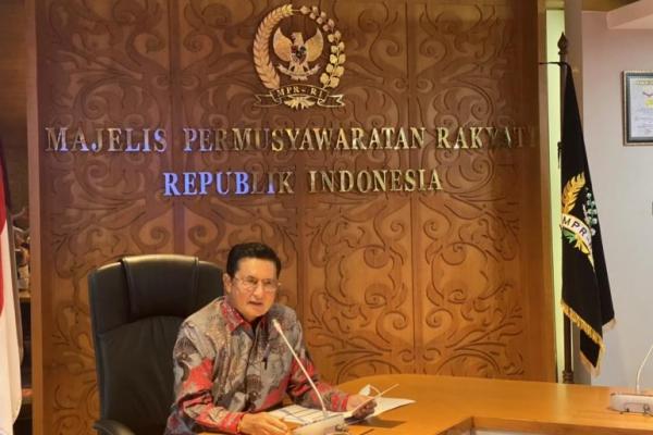 Wakil Ketua MPR RI, Fadel Muhammad menegaskan, para pimpinan kecewa dengan sikap dan kebijakan yang dikeluarkan oleh Sri Mulyani. Kebijakan yang dikeluarkan terkesan menyepelekan MPR. 