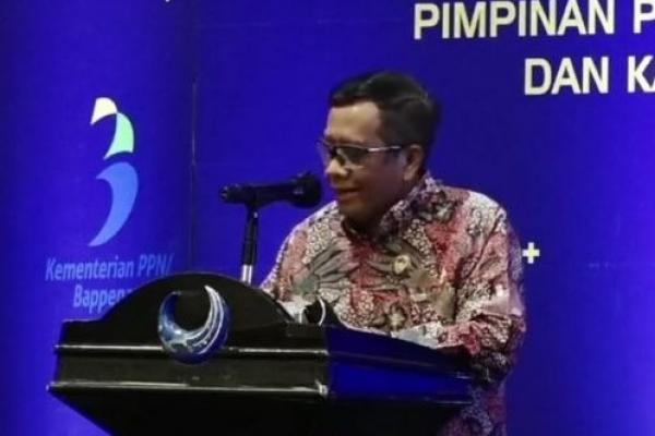 Faktor lain yang menyebabkan sulitnya pelaksanaan reformasi birokrasi adalah komitmen pemimpin.