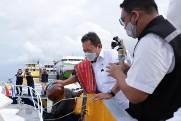 Kapal Balaenoptera akan digunakan untuk memantau berbagai aktivitas pemanfaatan kawasan konservasi perairan di Laut Sawu, terutama untuk monitoring ekosistem yang ada di dalamnya.