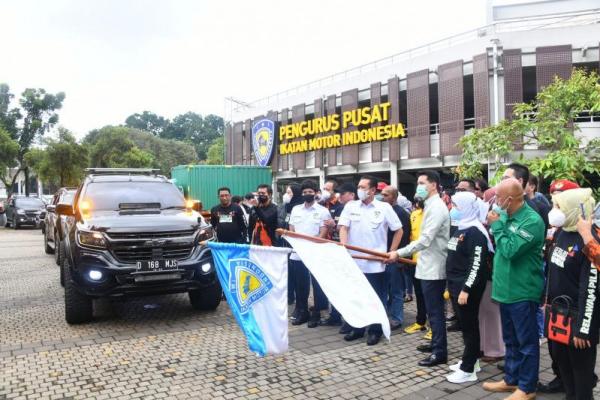 Bamsoet juga mengapresiasi langkah cepat BNPB, seiring dengan penanganan tanggap darurat bencana erupsi Gunung Semeru yang sedang berjalan, secara paralel juga akan mempersiapkan penanganan pasca bencana bagi warga yang terdampak. 