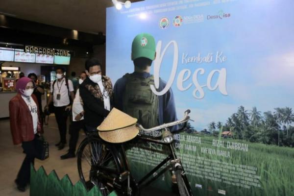 Kemendesa PDTT saat ini memiliki arah kebijakan pembangunan desa yang merujuk pada SDGs Global yang dilandingkan ke level desa yaitu SDGs Desa yang memiliki 18 Goals dan 222 Indikator.