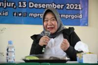 Peran Ibu Dalam Keluarga Mendukung Pembangunan Nasional