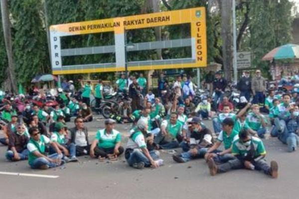 Maju jadi gubernur butuh suara pekerja dan buruh