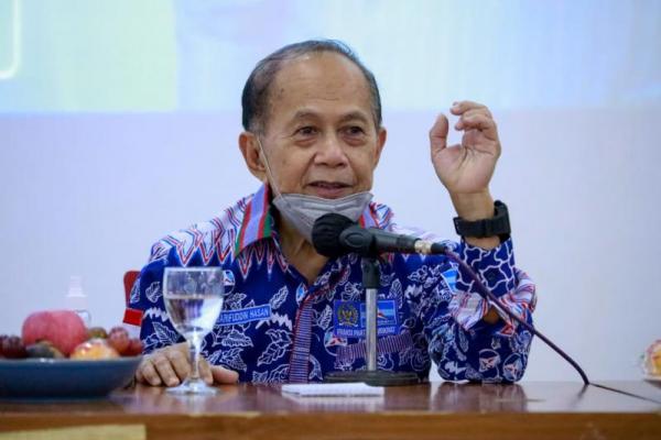 Kedaulatan negara adalah hal yang strategis dan sensitif.