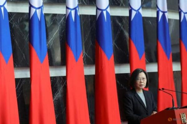 China mengklaim Taiwan yang diperintah secara demokratis sebagai wilayahnya sendiri dan telah meningkatkan tekanan militer dan diplomatik dalam dua tahun terakhir untuk menegaskan klaim kedaulatannya.