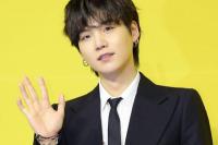 Sembuh dari Covid-19, Suga BTS Pemulihan di Rumah