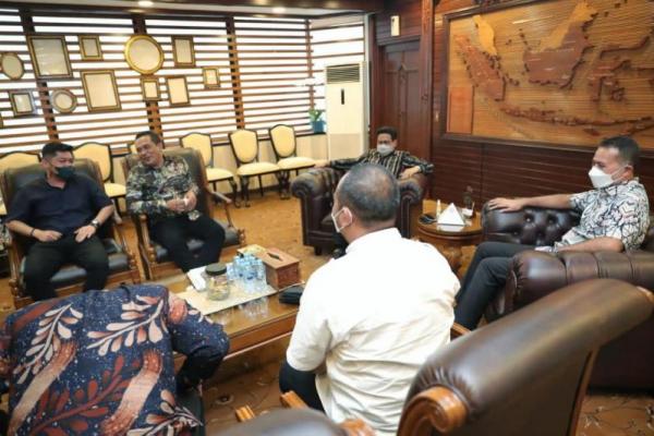 Gus Halim juga menyarankan pengelolaan wisata melalui badan usaha milik desa (BUM Desa) guna mendorong pemberdayaan masyarakat desa sekitar Bukit Lawang dan Tangkahan.