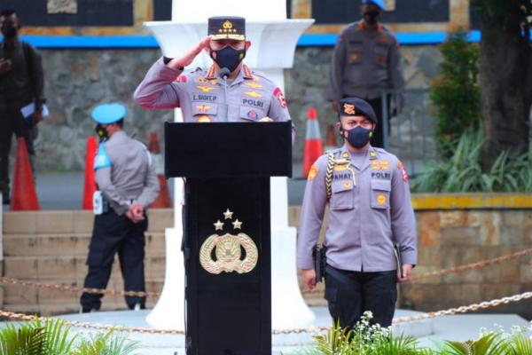 Kapolri Jenderal Listyo Sigit Prabowo meresmikan tim patroli perintis Presisi. Ini arahannya. 
