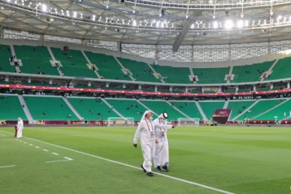 Pihak berwenang belum mengumumkan berapa banyak penonton yang akan diizinkan masuk ke stadion untuk Piala Dunia pertama di negara Arab, yang berlangsung dari 21 November hingga 18 Desember.