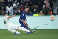 Dramatis! Hazard Bawa Madrid ke Perempat Final