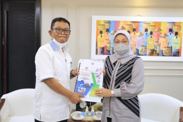 Dalam mendirikan BLK UPTP di daerah, program-program pelatihan hendaknya menyesuaikan dengan potensi yang ada di daerah Tojo Una-Una, seperti perikanan, pertanian, dan peternakan.