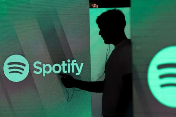 Spotify akhirnya mengeluarkan pernyataan terkait tudingan sejumlah pihak, yang menyebut platform streaming musik itu dimanfaatkan sebagai corong konspirasi Covid-19.