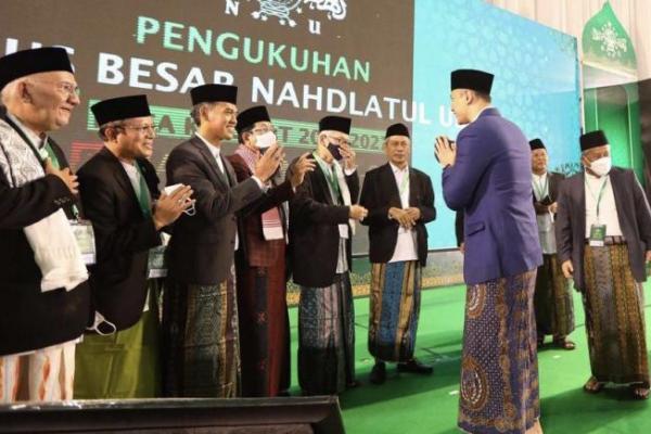 Setelah cukup lama fokus pada konsolidasi internal partai, Ketua Umum Partai Demokrat Agus Harimurti Yudhoyono (AHY) kembali menyambangi publik dengan memenuhi sejumlah undangan.