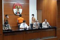 Kasus Suap Dana PEN, Eks Dirjen Kemendagri Ditahan KPK