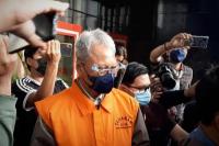 KPK Tahan Mantan Dirut PNRI Terkait Korupsi E-KTP