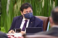 Pakar: Airlangga Gagal Tangani Pandemi, Jokowi Murka