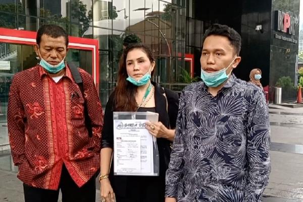 Dugaan korupsi kredit fiktif itu dilakukan PT. Bintang Cosmos ke Bank Mandiri Cabang Medan dengan agunan aset milik Ng O Sui, klien kami.