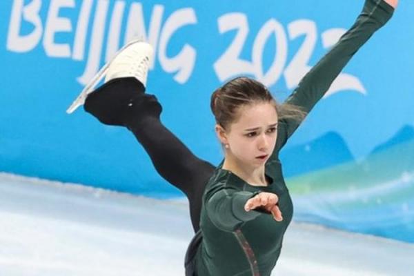 Pemain 15 tahun itu berhasil memenangkan emas skating untuk Komite Olimpiade Rusia pada Senin awal pekan ini, tetapi medali itu tidak diberikan karena 