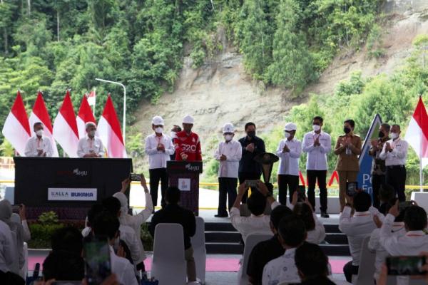 Dua PLTA dengan total kapasitas 605 MW siap memperkuat keandalan pasokan listrik di Sulawesi