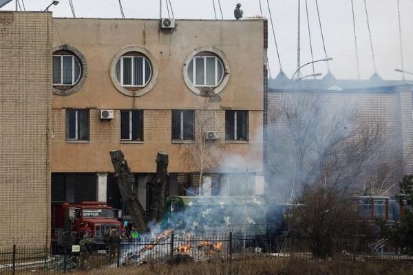 Kementerian Pertahanan Ukraina menyebut `musuh` telah berada di distrik Obolon, yang berjarak 9 kilometer dari gedung parlemen di pusat kota Kiev.