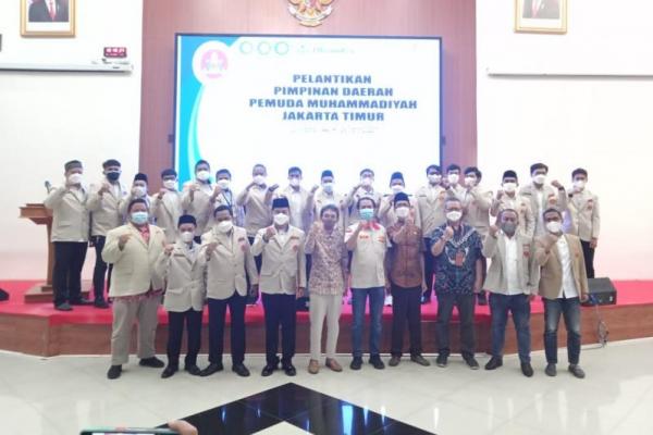 Pemuda Muhammadiyah Jakarta Timur resmi melantik pengurus baru Pimpinan Daerah Pemuda Muhammadiyah (PDPM) Jakarta Timur pada Sabtu (26/3). Acara ini berlangsung di Aula AR Fachrudin FEB Uhamka, Jakarta Timur.
