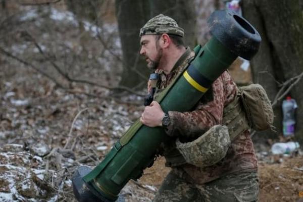 Bantuan tambahan militer ini memperluas cakupan sistem yang disediakan untuk memasukkan artileri berat menjelang serangan Rusia yang lebih luas yang diperkirakan akan terjadi di Ukraina timur.