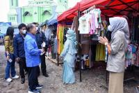 Kunjungi Ramadan Fair di Garut, Syarief Dorong Tingkatkan Packaging Produk UMKM