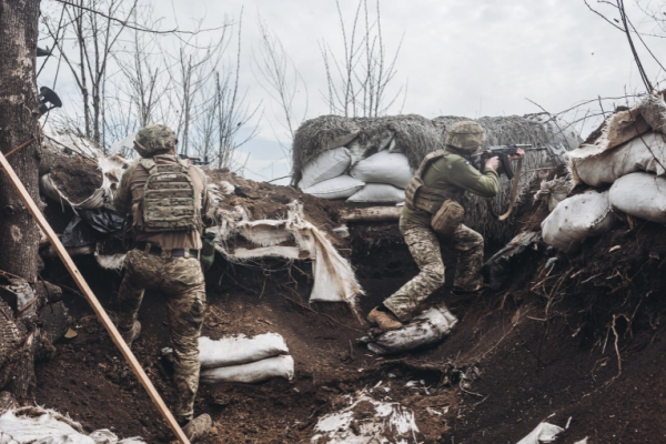 Kreminna, yang berpenduduk lebih dari 18.000 jiwa sebelum perang dengan Rusia, tampaknya menjadi kota pertama yang dipastikan telah direbut pasukan Rusia sejak mereka melancarkan serangan baru di wilayah Donbas di Ukraina timur.