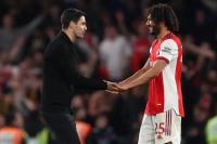 Wright: Arsenal Butuh Elneny untuk Finis Empat Besar