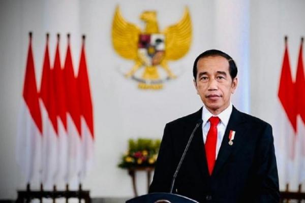 Jokowi mengatakan kebijakan ini diberlakukan karena kasus Covid-19 di Indonesia semakin terkendali.