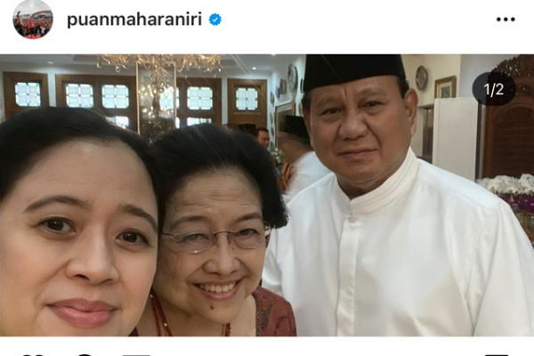 Nampak ada dua foto yang diunggah dalam akun Instagram pribadi Puan Maharani. Salah satu fotonya, Megawati sedang menunjukkan handphone (HP) yang sedang video call dengan Presiden Jokowi dan Ibu Negara Iriana. 