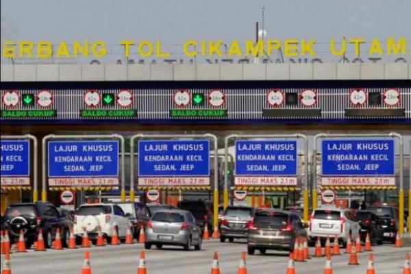 Angka tersebut merupakan angka kumulatif arus lalin dari empat Gerbang Tol Utama.