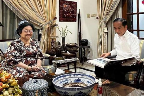 Silaturahim Ibu Megawati Soekarnoputri dan Presiden @jokowi di kediaman Teuku Umar dalam suasana Hari Raya Idul Fitri