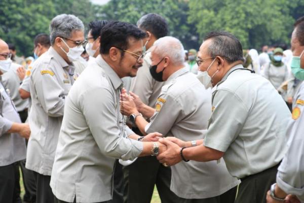 Menteri Pertanian Syahrul Yasin Limpo (Mentan SYL) mengatakan bahwa momen Syawal harus dijadikan cambuk bagi para pegawai untuk saling memaafkan agar kinerja kementan terus mengalami peningkatan.