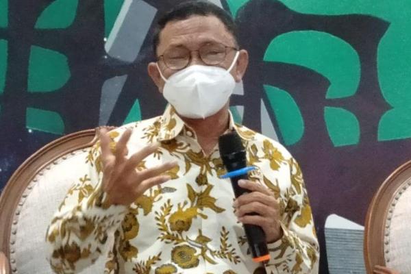 Ketika MK sudah memutuskan menolak secara keseluruhan, ya tentu harus kita hormati bersama itu menjadi sebuah keputusan, artinya menunjukkan ganja memang tidak diizinkan termasuk untuk keperluan medis.