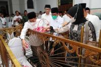 Teruskan Perjuangan Ulama, Gus Muhaimin Ziarah ke Makam Kiai Hamid Pasuruan