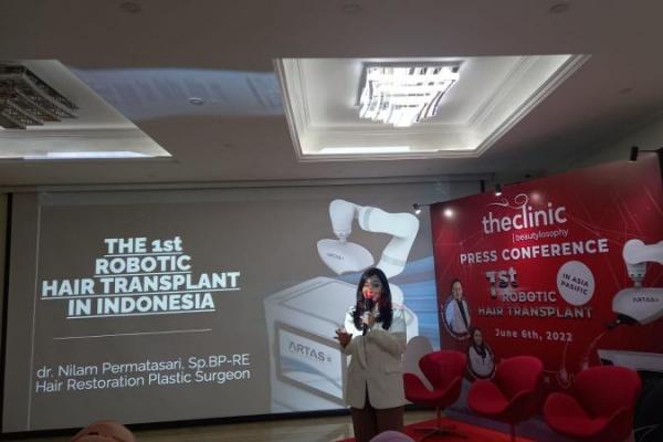 Layanan Transplantasi Rambut Robotik Hadir di Indonesia